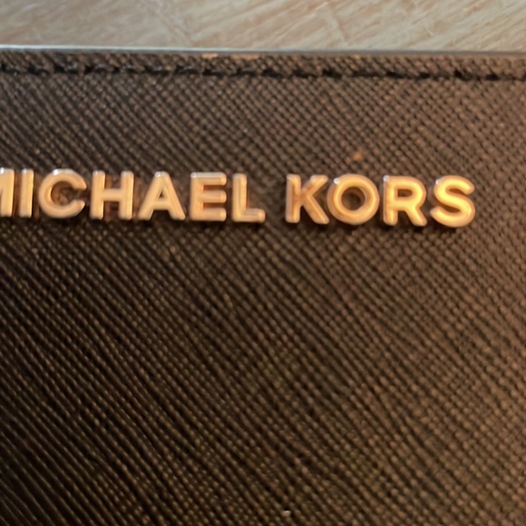 EUC Michael Kors Safiano Jet Set Wallet - Picture 6 of 6